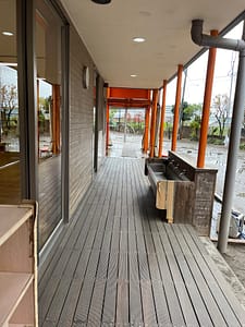 おうぎの森の廊下