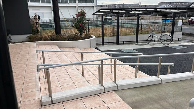 こんばの森保育園の駐輪場
